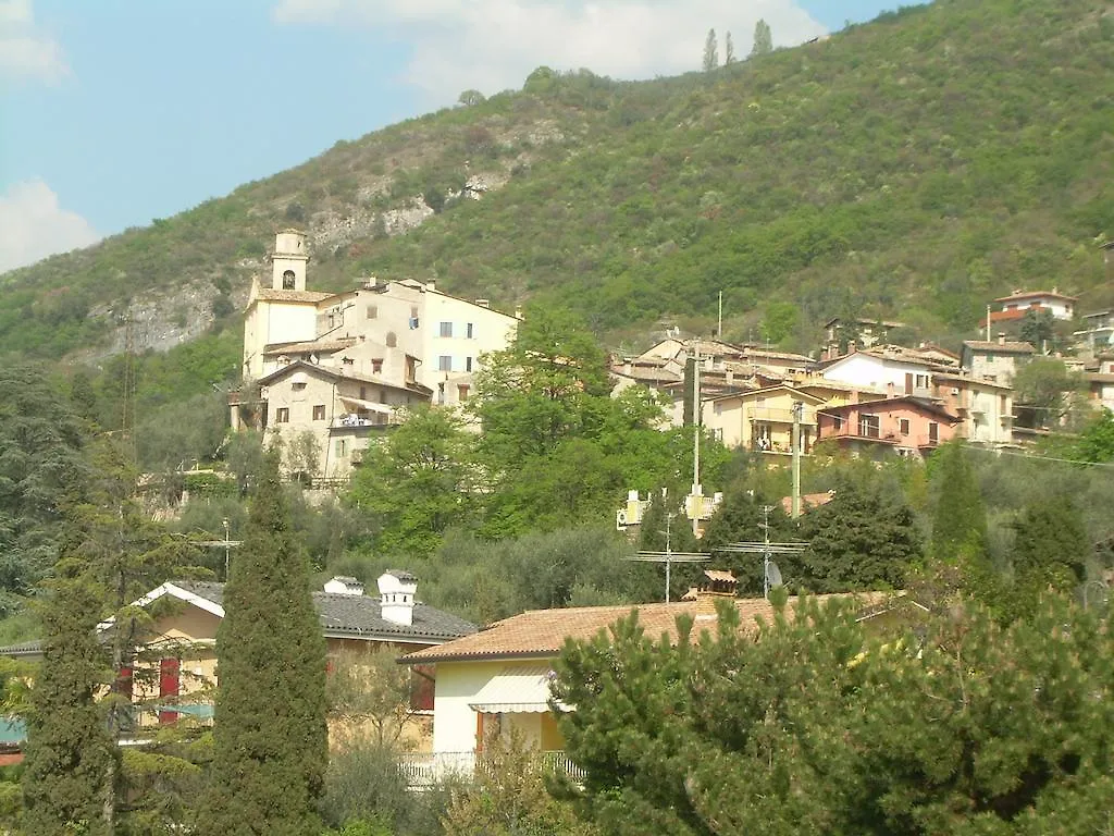 Appartamenti Menapace Torri Del Benaco Italia