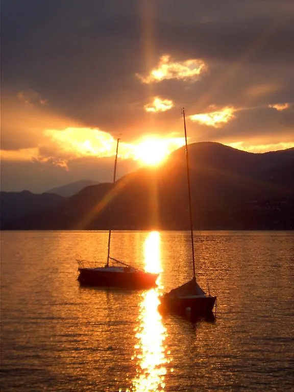 Romantic Dream Torri Del Benaco Apartment